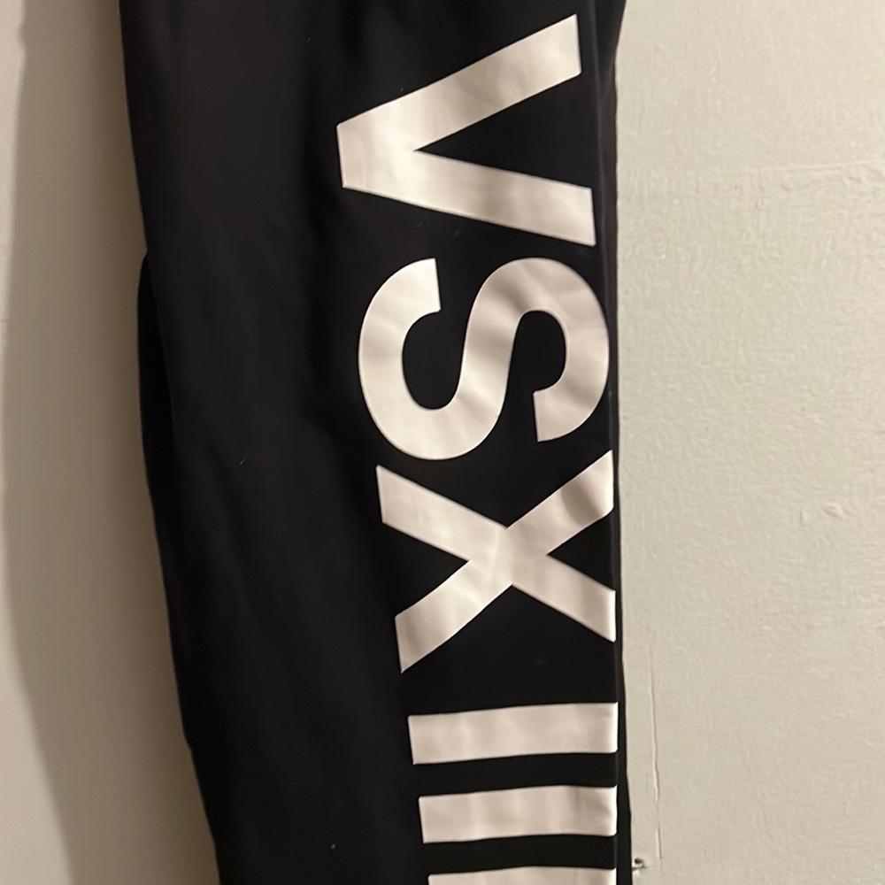 Black Victorias Secret Knockout leggings Size M